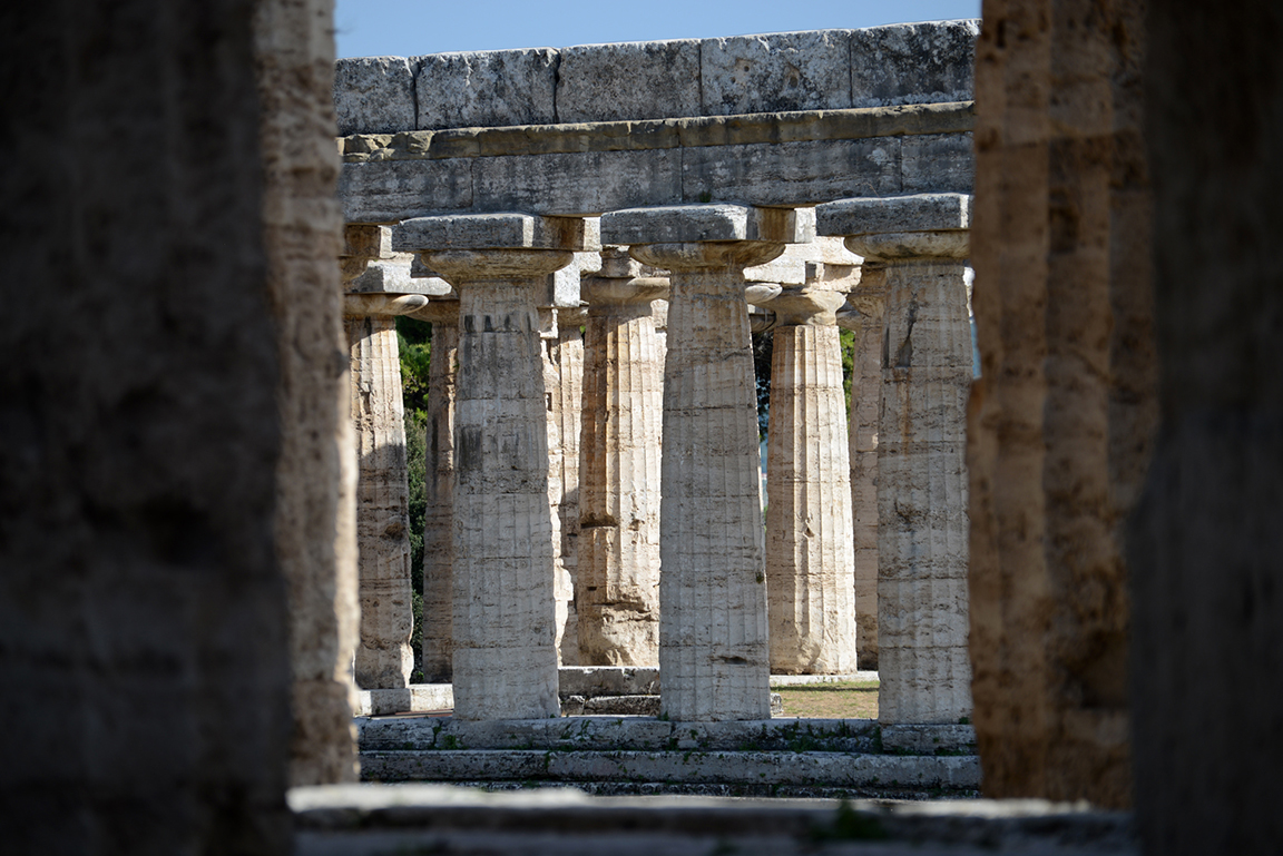 Tempio di Nettuno (and Tempio di Hera (background))